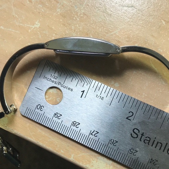 Reitmans Watch - never worn! - Picture 12 of 14